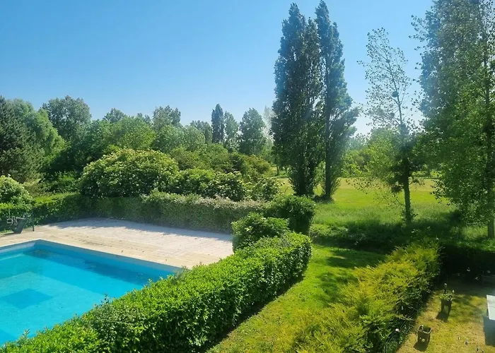 Cosy Avec Piscine Chauffee Ouverte Du 15-06 Au 15-09 Apartamento