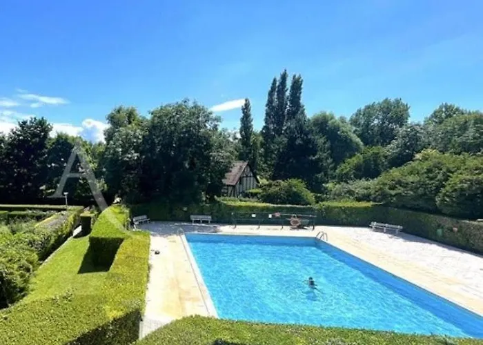 Appartement Cosy Avec Piscine Chauffee Ouverte Du 15-06 Au 15-09