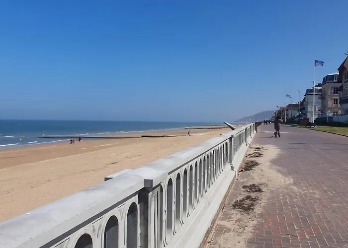 Cosy Avec Piscine Chauffee Ouverte Du 15-06 Au 15-09 Appartement Cabourg